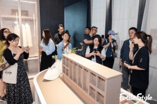 FotileStyle首发旗舰新品慕士塔格系列引燃2024设计上海展 以冰山之父造景悦启幸福生活
