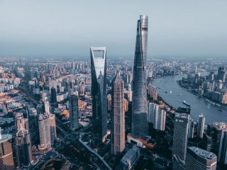 一家千亿级投资银行，诞生了