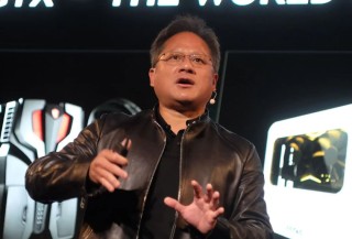 英伟达，崩了！3天市值蒸发4万亿元，黄仁勋连续减持，已套现6.9亿元！造富神话要“熄火”了？