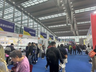 “取消800美元关税豁免”利剑高悬 跨境电商焦虑中突围