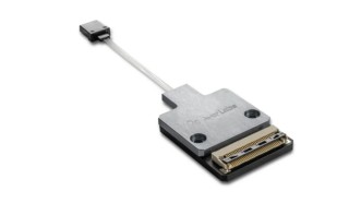Nvidia、AMD和Intel罕见联手，投资一家光芯片公司