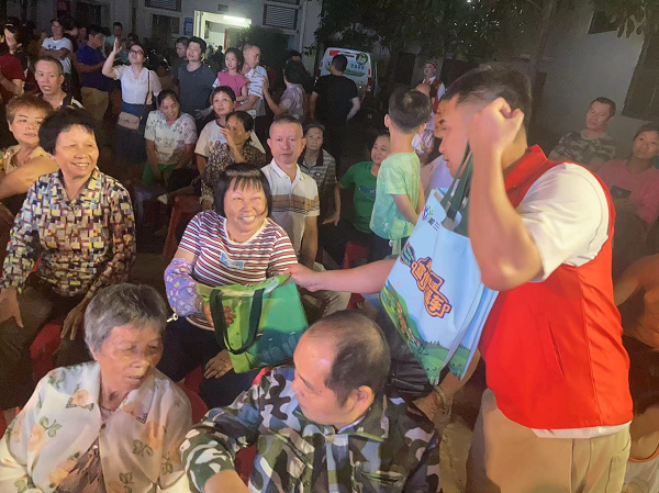 搜狐:涌融优配海口市美兰区多措并举掀起学习宣传《信访工作条例》热潮-第3张图片