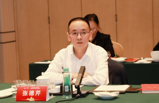 “散飞”三年来首次跌破2500元，茅台换帅后市场信心仍不足？-第2张图片