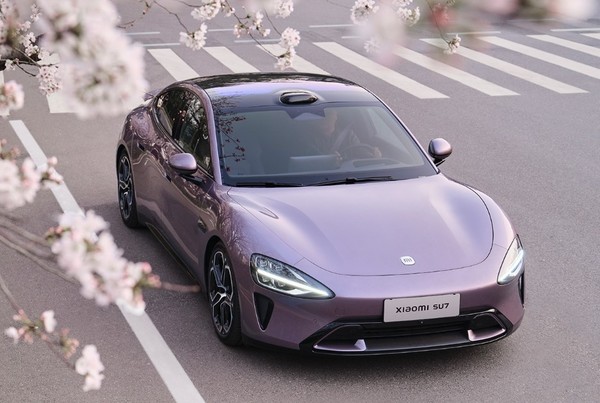 小米SU7月销量直逼奥迪A4L 居20万以上轿车销量第11-第1张图片