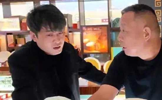 辛巴考察胖东来！与于东来见面，曾称要把超市开到山姆对面！-第1张图片