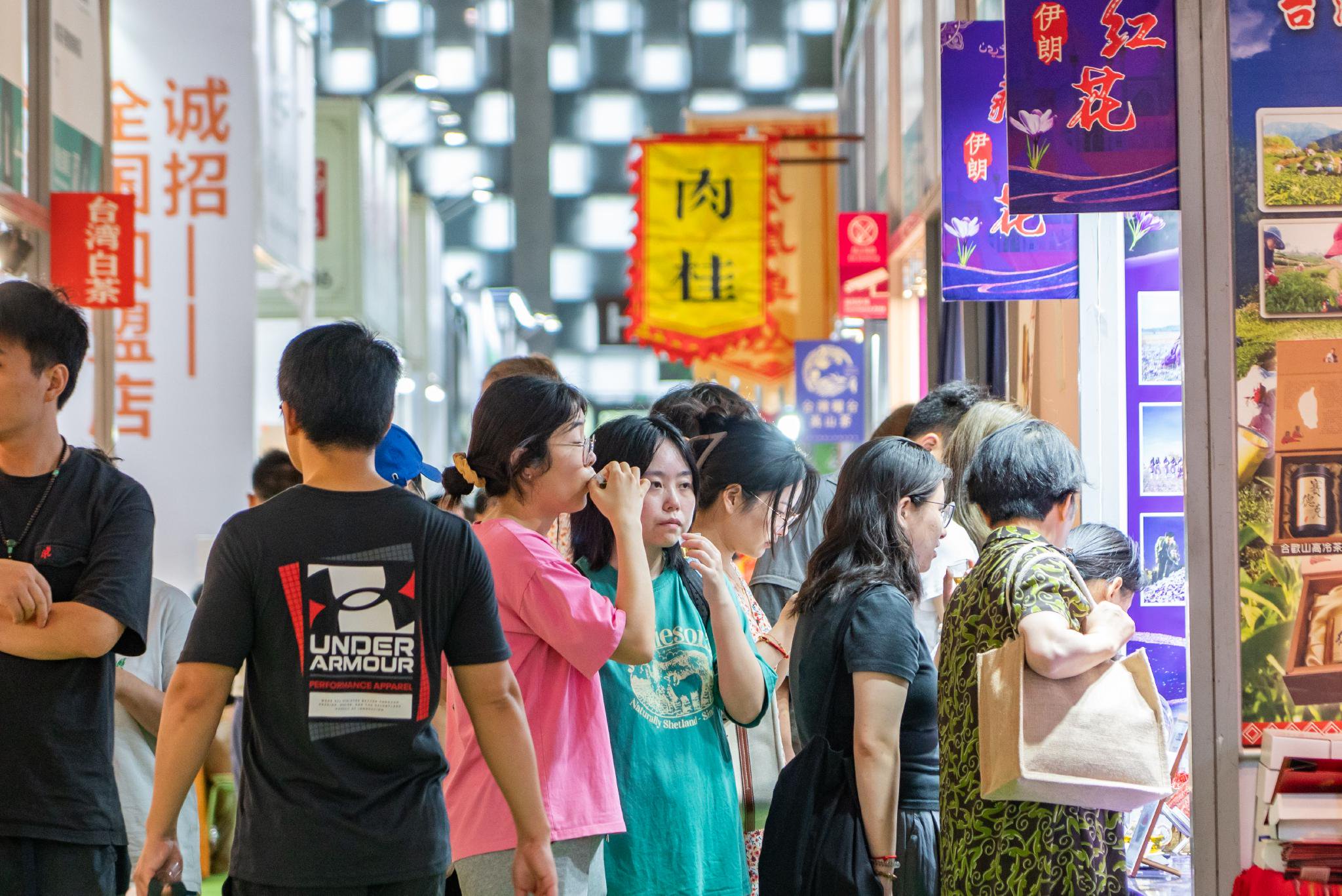 开业5个月赔掉近100万，中药养生饮品是风口还是噱头？-第1张图片
