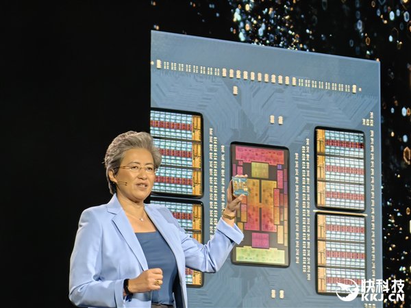 AMD正式发布Zen5/5c架构EPYC 9005：384线程5GHz无敌！4倍性能碾压对手-第2张图片