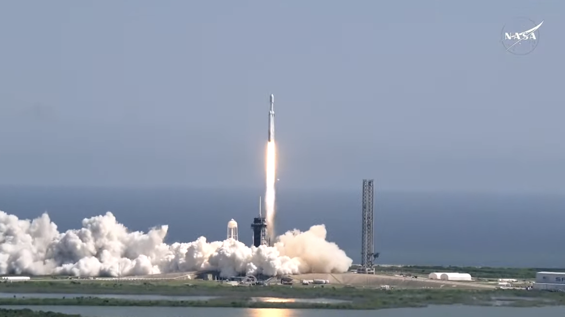 NASA史上最大星际探测器升空 探索木星卫星是否支持生命存续-第1张图片