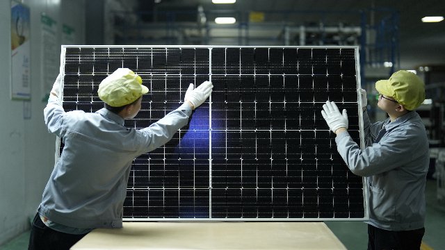 硅料价格维稳但组件价格下滑，四季度光伏产业链价格怎么走-第1张图片