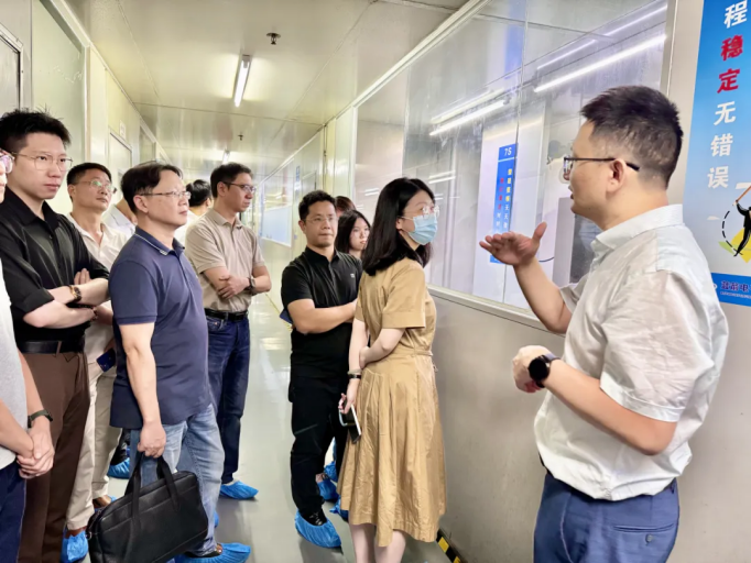 【动态】“上市公司高质量发展·佛山行”活动走进蓝箭电子-第2张图片