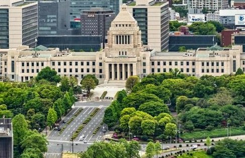 日本众议院选举临近 民调显示自民党支持者流失-第1张图片