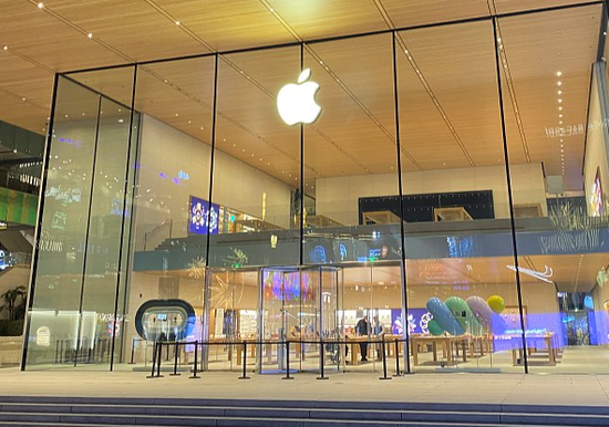 iPhone 16全系降价，至高优惠1600元！发售仅一个月，曾被曝存在随机重启问题-第7张图片