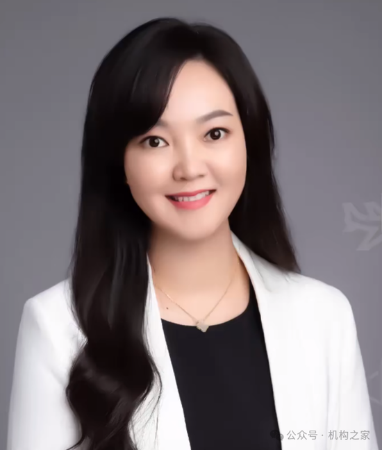头牌产品回撤领风骚！富国基金美女基金经理唐颐恒业绩大跌眼镜-第2张图片