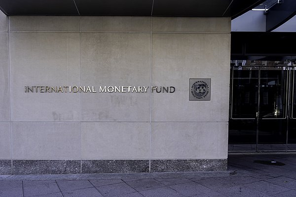 IMF发布最新报告：预计今明两年全球经济增速为3.2%-第1张图片