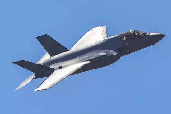 洛-马营收不及预期 F-35销量下降拖累业绩-第2张图片