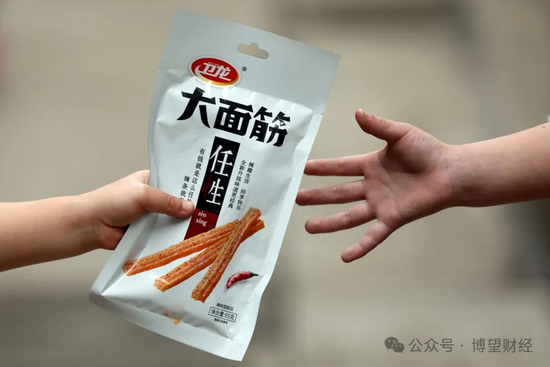 卫龙“召回事件”背后：辣条逐渐边缘化 出海“故事”没那么好讲-第1张图片