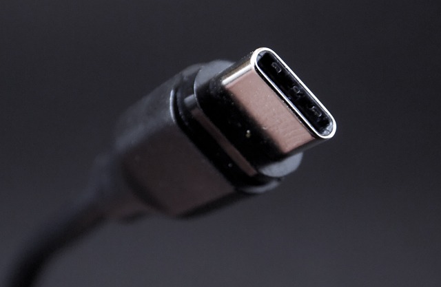 苹果产品接口现状：妙控配件转向 USB-C，部分设备仍售 Lightning 版-第1张图片