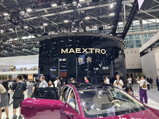 直击广州车展：雷军的车“很亮眼”，但余承东的车“更神秘” | 次世代车研所-第5张图片
