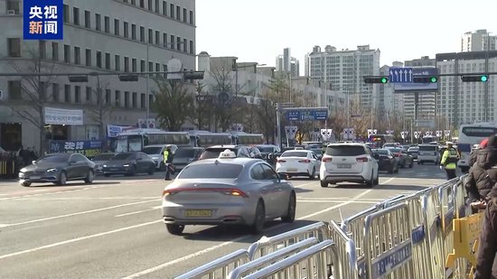 韩国总统尹锡悦紧急戒严风波持续发酵 国会今日下午将进行弹劾案表决-第3张图片