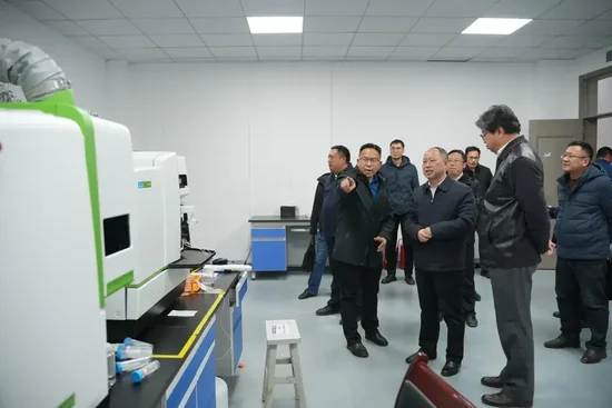 携手打造政校企科技创新平台！贵州理工学院与六盘水市政府签署合作协议-第10张图片