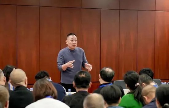 太火爆！出现持续哄抢，胖东来最新公告：部分商品改为线上销售！有代购博主称一次赚5万元，一个月采购3次-第5张图片