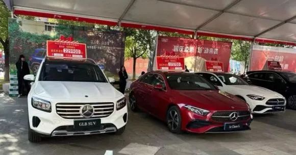 车市“价格战”暗流涌动，2025年谁能笑傲江湖？-第1张图片
