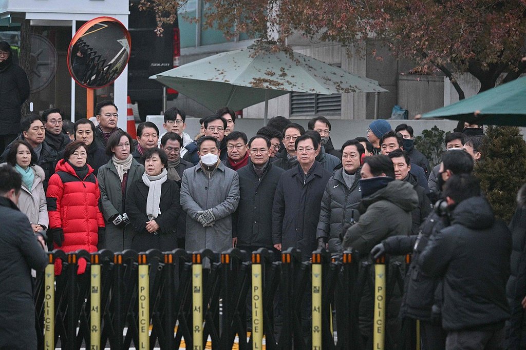公调处“转包”逮捕令，总统府强硬“反检举”，逮捕尹锡悦成“不可能的任务”？-第2张图片