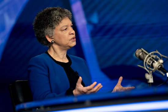 美联储官员Collins：经济前景的不确定性预示2025年降息会减速-第1张图片