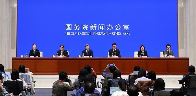 个人活期存款纳入M1、国债暂停二级市场买入……这场发布会事关“钱袋子”-第1张图片