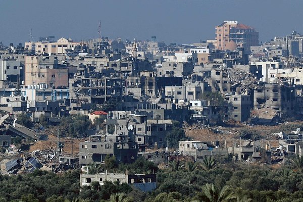 以军轰炸加沙中部难民营 造成5人死亡-第1张图片